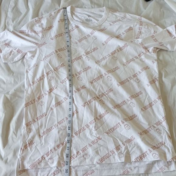 Anta Sports 🌟 4 For $15 "A house is not a home without a bulldog" - Picture 7 of 9